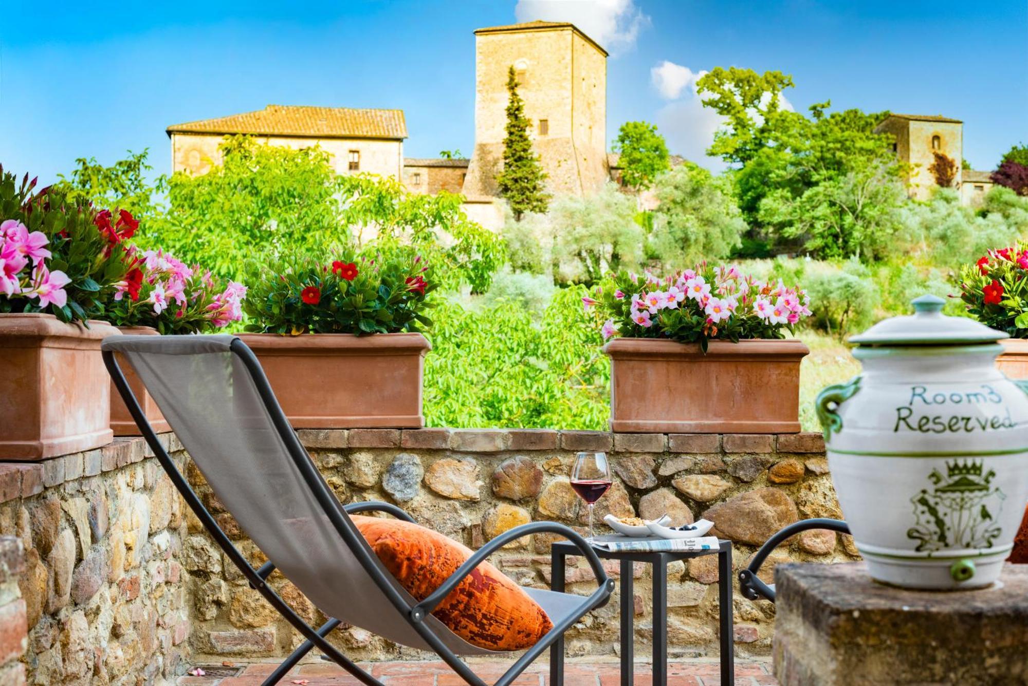 Relais Le Macine Di Stigliano Hotel Sovicille Bagian luar foto